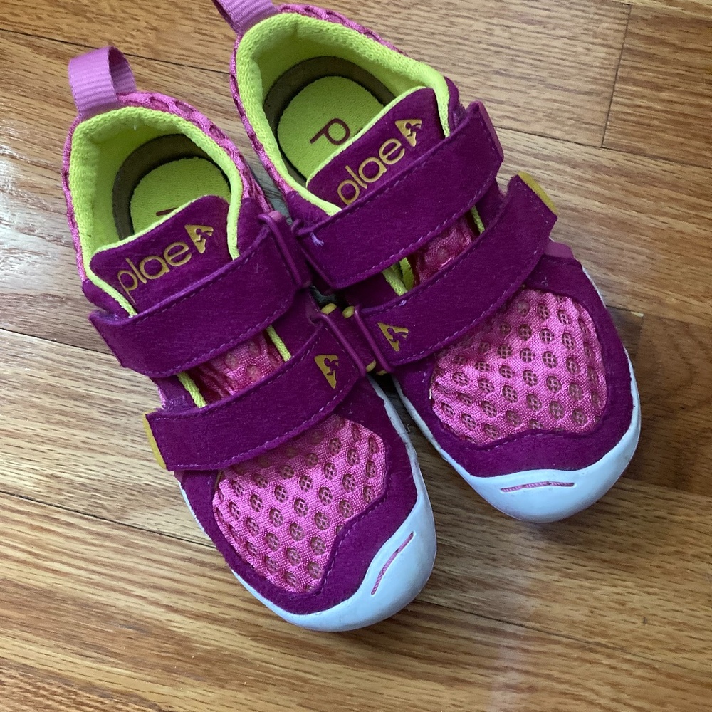Toddler girl Plae Sneakers size 10